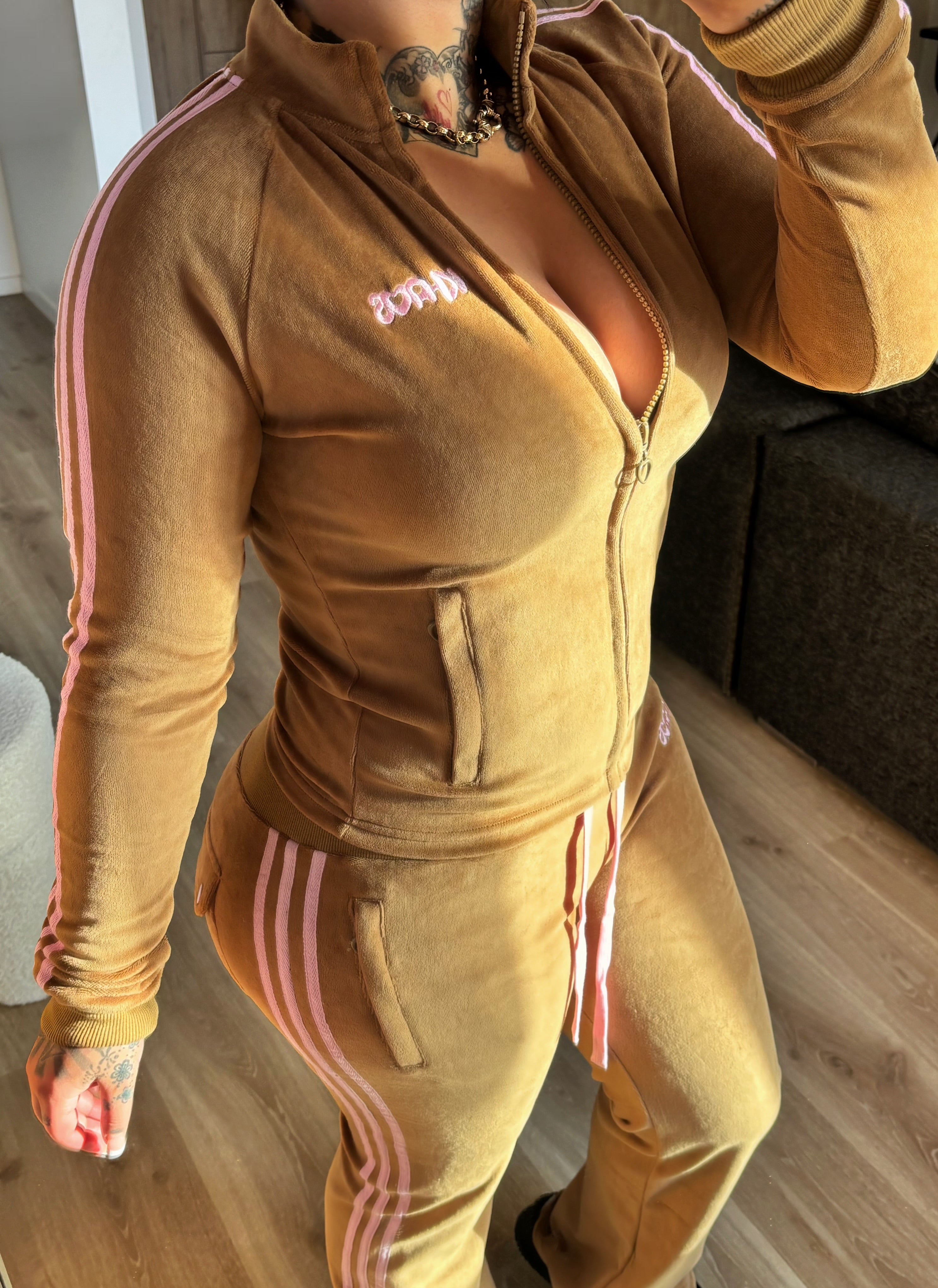 PINK MOCHA VARSITY VELOUR SET